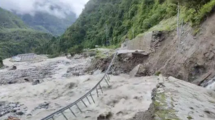 7·6西藏陈塘镇连续降雨灾害